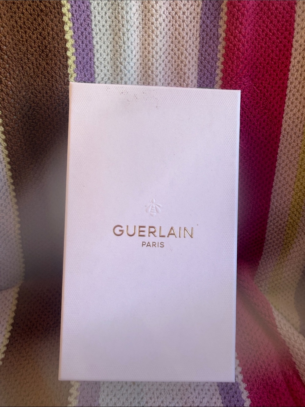 GUERLAIN White and Gold Logo Skincare Box